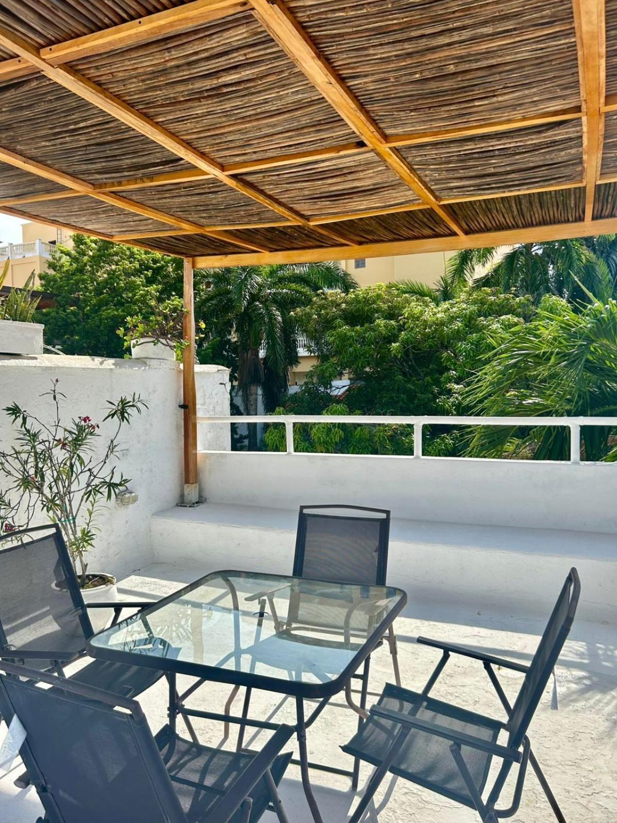 Apartamento Calle De La Iglesia 35-59 *